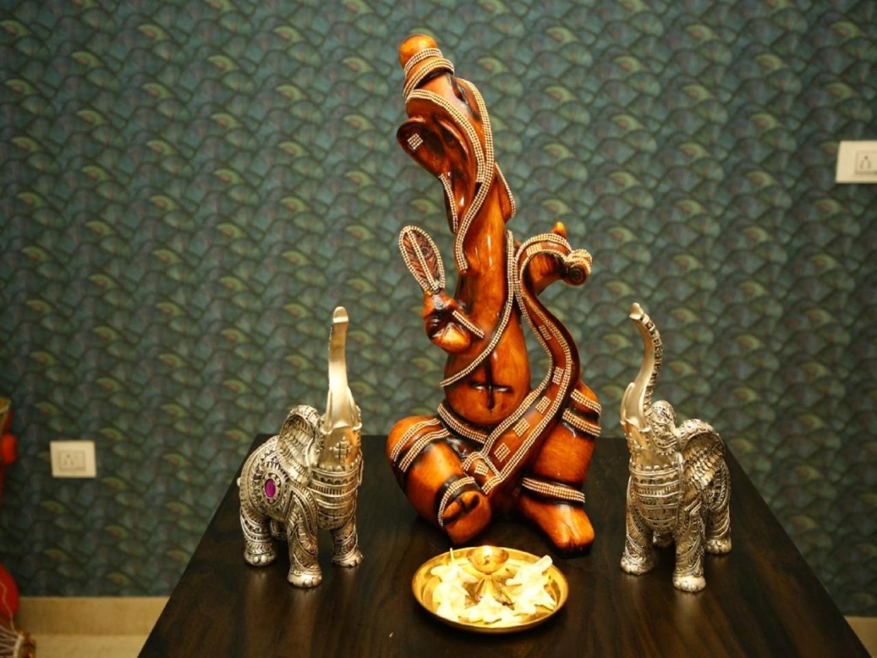 Anandam Clarks Inn Suites Vrindāvan Buitenkant foto