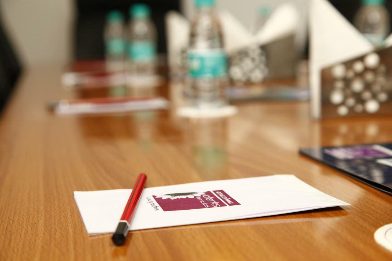 Anandam Clarks Inn Suites Vrindāvan Buitenkant foto